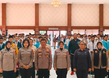 Polres Metro Bekasi Bersama Polda Metro Jaya Tanamkan Semangat Pengabdian Lewat Sosialisasi Rekrutmen Polri 2026