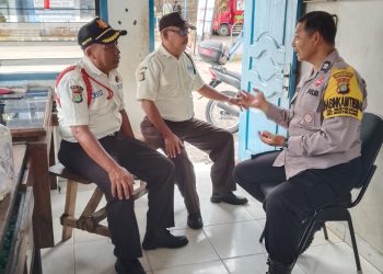 Jamin Keamanan Objek Vital, Polsek Bantargebang Sambangi SPBE Mustikasari; Ingatkan Satpam Selalu Waspada