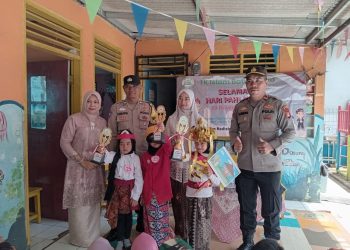 Peringatan Hari Pahlawan di TK: Polsek Jatisampurna Tanamkan Nilai Disiplin Sejak Dini di TK Islam Baitul Jihad