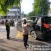 Pengaturan Lalu Lintas Pagi di TL Caringin, Polsubsektor Petojo Pastikan Arus Kendaraan Tetap Lancar