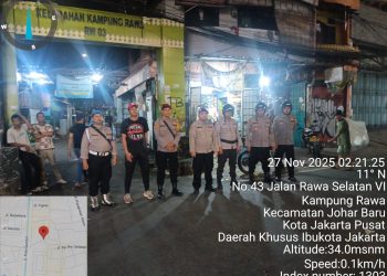 Patroli Cipta Kondisi, Polsek Johar Baru Intensifkan Antisipasi Guantibmas dan Potensi Tawuran di Waktu Dini Hari
