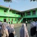 Police Goes to School, Kanit Binmas Cikarang Timur Jadi Pembina Upacara di MTS Al Rosyadiyah
