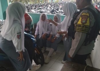 Polsek Kedungwaringin Gelar Police Goes to School di SMK Karya Bakti, Pelajar Dibekali Edukasi Kamtibmas dan Anti Kenakalan Remaja