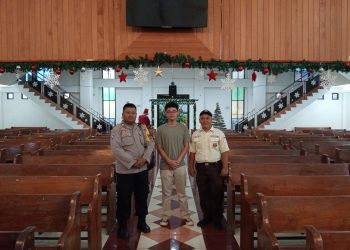 Jelang Nataru 2026, Bhabinkamtibmas Polsek Pancoran Gencarkan Patroli Sambang Gereja