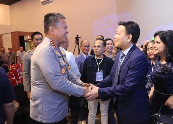 Hadirkan Rasa Aman Sambut Perayaan Natal, Kapolres Metro Bekasi Kota Cek Keamanan Gereja di Plaza Pondok Gede