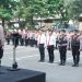 Kapolres Metro Jakarta Utara Pimpin Apel Pagi, Beri Penghargaan Anggota Berprestasi