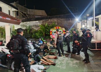 Patroli Brimob Batalyon B Pelopor Bubarkan Aksi Balap Liar di Duren Sawit, Warga Amankan Remaja dan BBM