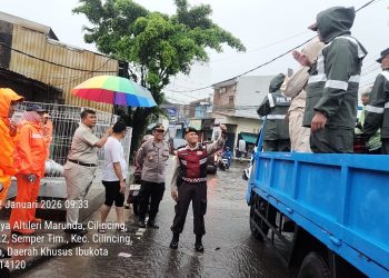 Banjir Rendam Sejumlah Wilayah di Cilincing, Polisi Lakukan Monitoring dan Pengaturan Lalu Lintas