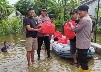 Polres Metro Bekasi Berikan Pelayanan Penuh Dampak Banjir, 22.724 Warga Terdampak di Sejumlah Wilayah