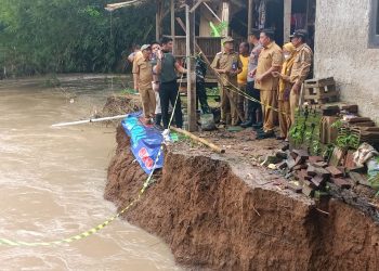 Kapolsek Pagedangan Bersama Forkopimcam Koordinasi Penanganan Longsor di Desa Karang Tengah