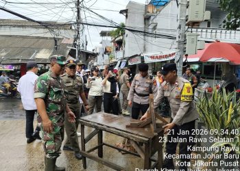 Rabu Tertib Tiga Pilar, Penertiban PKL di Galur Berlangsung Kondusif