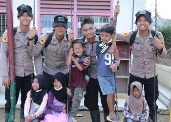 Bedah Sekolah, Kepsek: bersyukur Kepedulian Taruna Akpol