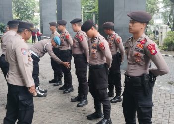 Polri Pastikan Pengamanan Sidang di PN Jakarta Pusat Berjalan Humanis dan Profesional