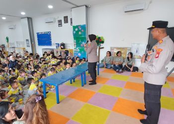Unit Binmas Polsek Pondok Gede Edukasi Siswa TK Edelweiss Jatibening