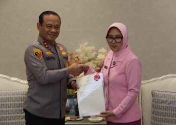 Kapolda Metro Jaya Terima Sertifikat Tanah SD Bhayangkari dari BPN Jakarta Utara