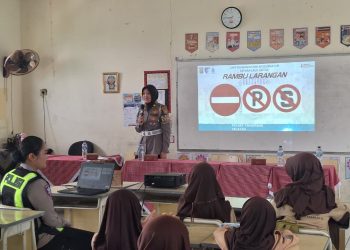 Satlantas Polres Tangsel Edukasi Pelajar SDN 2 Babakan