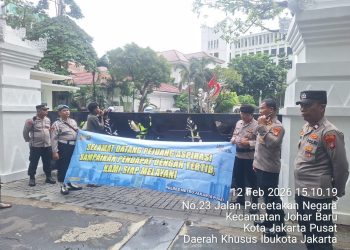 Aksi Mahasiswa di Depan Kantor BPOM Berlangsung Tertib, Polisi Lakukan Pengamanan Humanis
