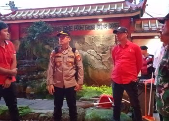 Kapolsek Metro Tanah Abang Cek Kesiapan Personel Pelayanan Ibadah Imlek 2026 di Vihara Hok Tek Ceng Sin