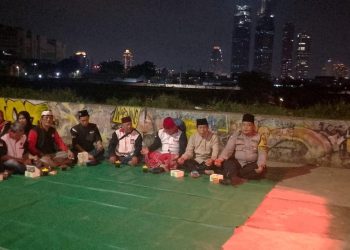 Bhabinkamtibmas Petamburan Hadiri Pengajian Sambut Ramadhan, Suasana Aman dan Terkendali