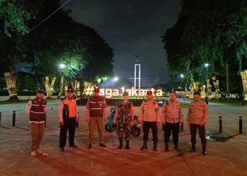 Patroli 3 Pilar Sawah Besar Perketat Penjagaan di Taman Lapangan Banteng Jelang Subuh Ramadhan