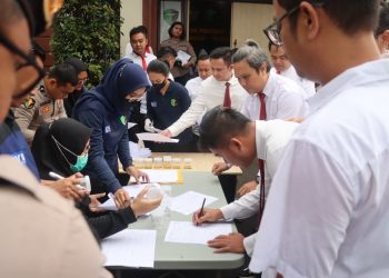 Apel Bersama dan Cek Urine, Komitmen Polres Tangerang Selatan Wujudkan Personel Bersih dan Profesional