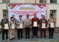 Kapolres Metro Depok Ganjar Penghargaan Warga dan Anggota yang Gagalkan Aksi Tawuran di Cipayung