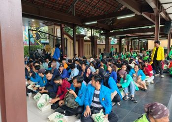 Buka Bersama di Lokasi Unjuk Rasa, Polda Metro Jaya Tekankan Kebersamaan dan Sikap Humanis