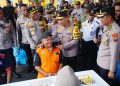 Tinjau Terminal Purabaya, Kapolri ke Sopir Bus: Hati-Hati dan Jaga Keselamatan Pemudik