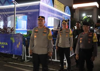 Kapolres Metro Bekasi Kota Memantau H -6 Lebaran 2026, Pemudik Yang Melintasi Jalan Ahmad Yani