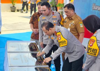 Perkuat Pelayanan Publik, Kapolda Metro Jaya Resmikan Kantor Satpamobvit dan Polsek Babelan