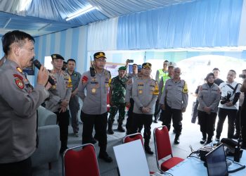 Pejabat Utama Polda Metro Jaya Cek Pos Pelayanan Tol Jakarta–Merak, Pastikan Arus Mudik Aman dan Lancar