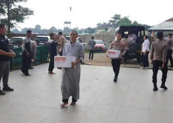 Polres Metro Bekasi Gelar Silaturahmi dan Bakti Sosial untuk Mahasiswa dan Santri di Ponpes Nuu Waar Setu