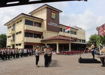 Apel Gabungan dan Halal Bihalal Polres Pelabuhan Tanjung Priok Berlangsung Khidmat, Kapolres Tekankan Profesionalisme dan Kamtibmas