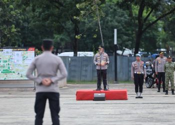 Wakapolda PMJ Minta Personel Layani Warga Secara Humanis di Pasar Murah Monas