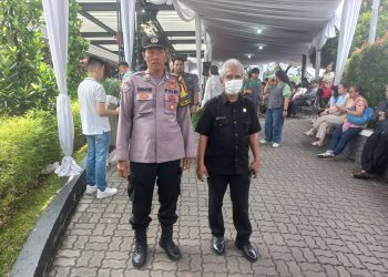 Bhabinkamtibmas Kramat Pela Monitoring Kegiatan Misa Minggu Palma di Gereja Santo Yohanes