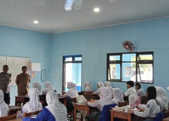 Police Goes to School di SMAN 2 Cikarang Pusat, Polisi Berikan Penyuluhan Kamtibmas kepada Siswa