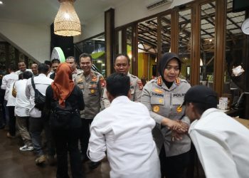 Polres Metro Bekasi Perkuat Sinergi Kamtibmas Lewat Silaturahmi dan Halal Bihalal Bersama Pokdar & FKPM