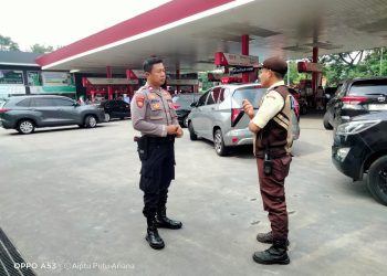 Patroli Dialogis Samapta Polsek Tebet Pantau SPBU Kasablanka, Antisipasi Gangguan Kamtibmas