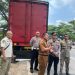 Cegah Kemacetan, Petugas Gabungan Tertibkan Parkir di Jalur Padat di Cikarang Timur Kab. Bekasi