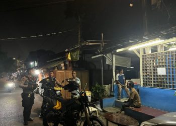 TEAM PATROLI PERINTIS PRESISI POLRES METRO JAKARTA SELATAN INTENSIFKAN PATROLI MALAM HARI, ANTISIPASI TAWURAN DAN KEJAHATAN JALANAN
