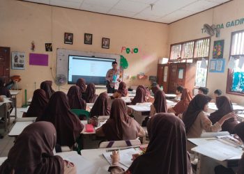 Police Goes to School, Polsek Cibarusah Tanamkan Disiplin dan Semangat Belajar Sejak Dini