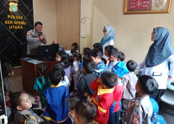 Serunya Anak PAUD Kunjungi Polsek Kepulauan Seribu Utara, Belajar Polisi Sambil Bermain