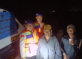 Ngopi Kamtibmas di Laut, Satpolairud Polres Kepulauan Seribu Serap Aspirasi Nelayan dan Sosialisasikan Layanan 110