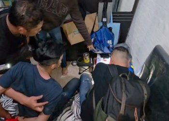 Manfaatkan Rumah Sepi, Pelaku Bobol Jendela dan Gasak Perhiasan senilai Rp 100 juta, Berakhir Ditangkap Polisi