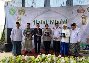 Kapolres Metro Bekasi Hadiri Halal Bihalal Forum Pondok Pesantren, Perkuat Sinergi Kamtibmas dan Pendidikan Santri