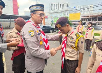 Polsek Ciputat Timur Berikan Penghargaan Karya Bhakti Lebaran 2026 kepada Saka Bhayangkara, Wujud Apresiasi dan Pembinaan Generasi Muda