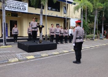 Upacara Hari Kesadaran Nasional, Polres Kepulauan Seribu Tekankan Disiplin dan Kesiapsiagaan Jelang May Day