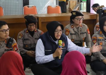 Semangat Hari Kartini, Polwan Polda Metro Jaya Hadir Lewat Edukasi dan Bakti Sosial bagi Perempuan dan Kaum Rentan
