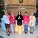 Hari Kartini, Polwan Berkebaya Layani Warga di Polda Metro Jaya