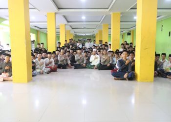 Pererat Sinergitas Dengan Santri, Kapolres Tangerang Selatan Silaturahmi ke Ponpes Miftakhul Khaer